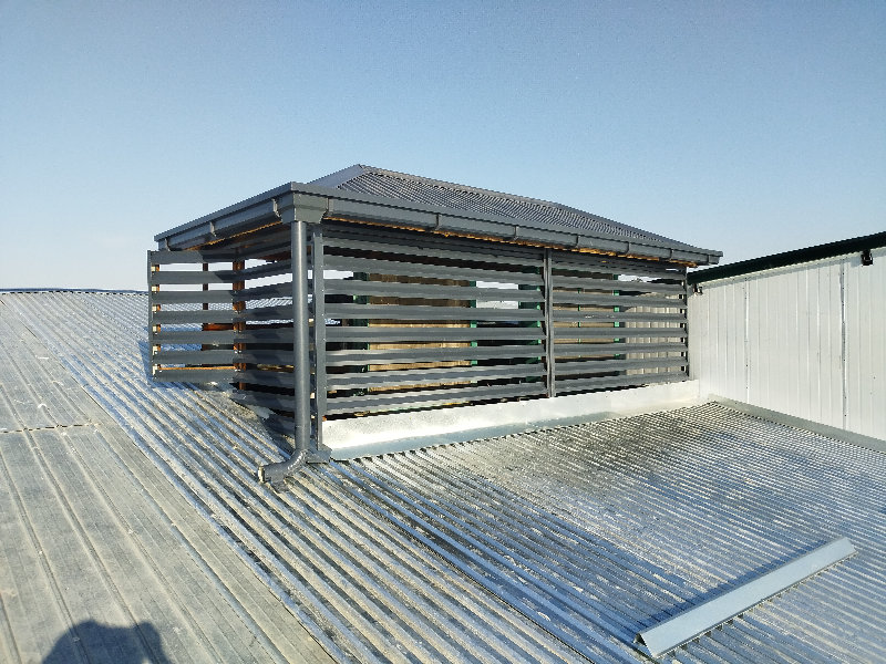 жалюзи и кровли из металлических изделий