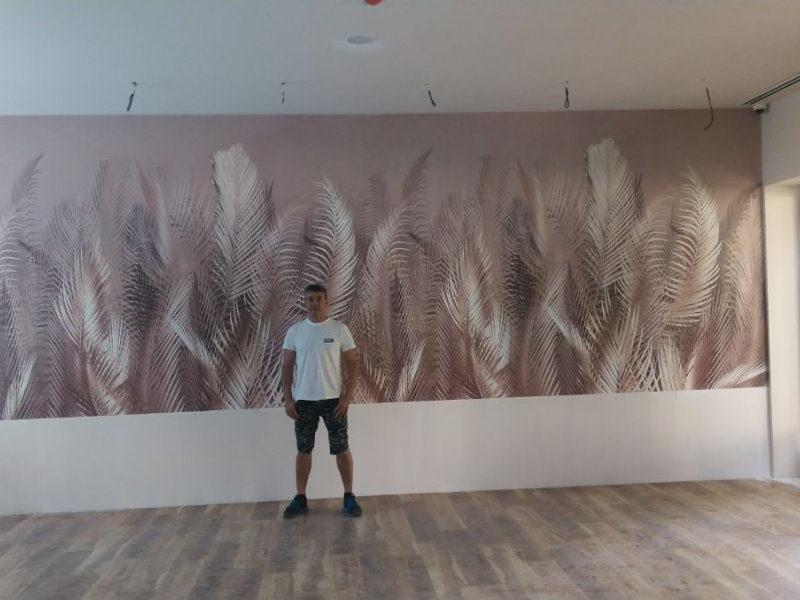 Поклеили фотообои в офисе в турецкой фирме.