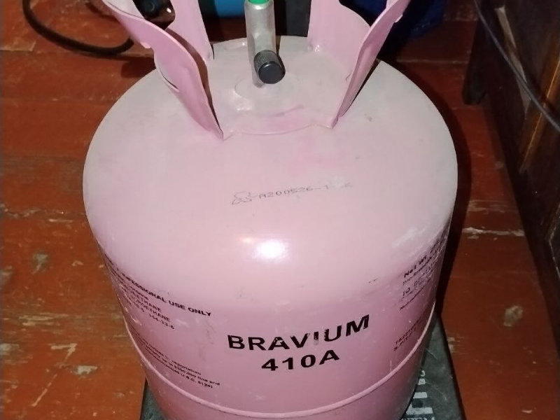 кондиционер установка и ремонтКачественная установка кондиционеров любой сложности.+ Профилактика+ Демонтаж+ Доливка Фреона + Ремонт.Используем Алмазное бурение не обычный перфораторМы ремонтируем и устанавливаем все модели