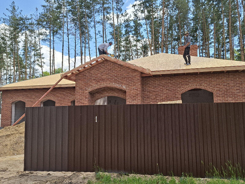 кирпичный роботы