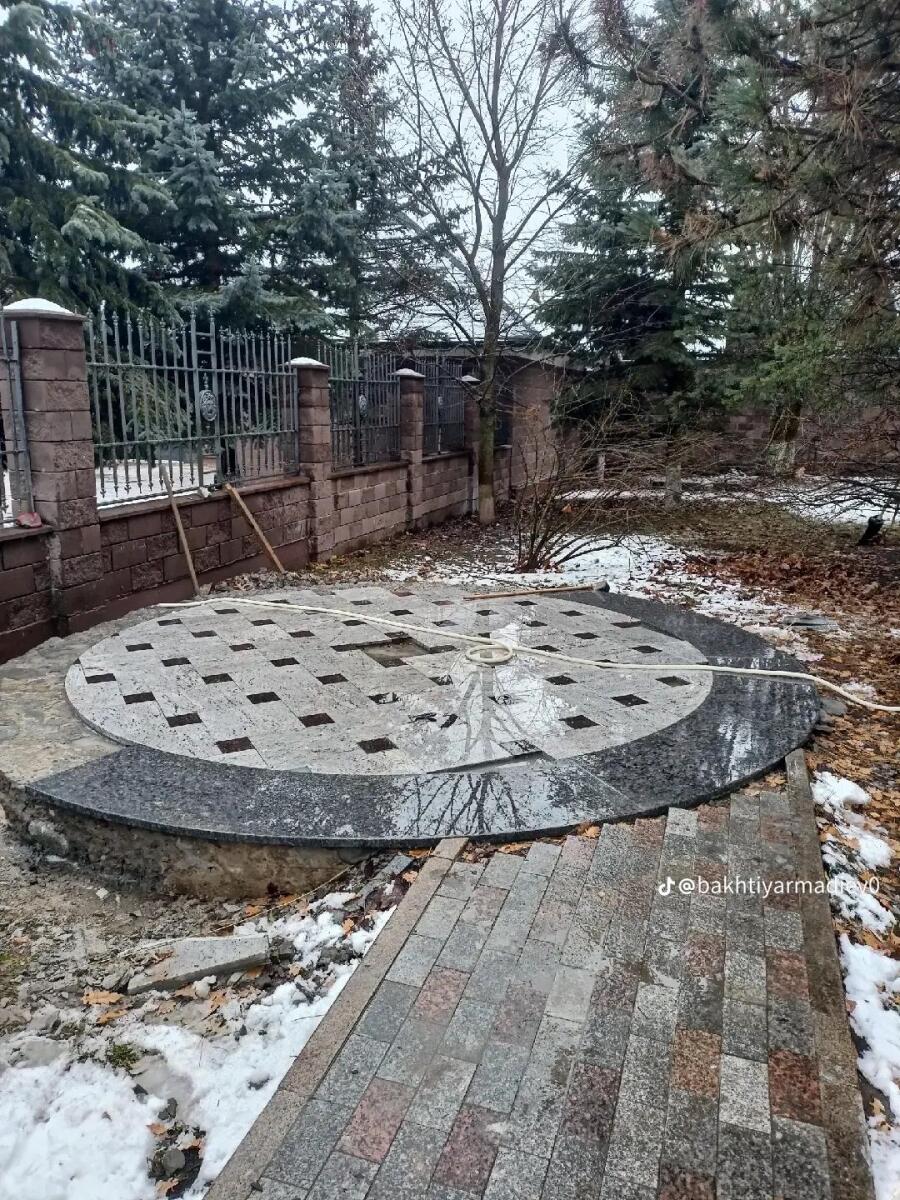 бисетка из гранита мозайка