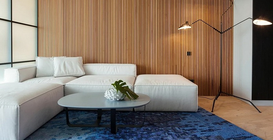 Деревянные и ламели панели В 2026 году деревянные реечные панели продолжают оставаться в топ-3 трендов