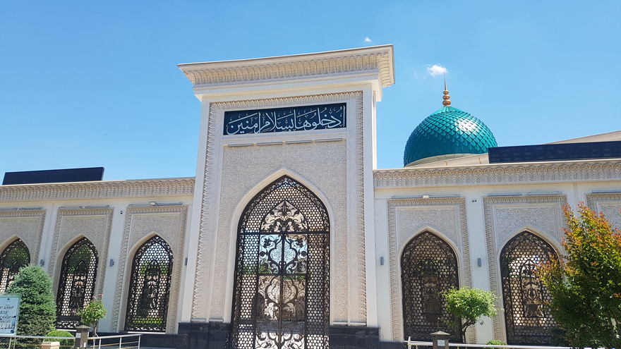 Мечеть Новза. Фасадное покрытие Salvador Allettante Facade